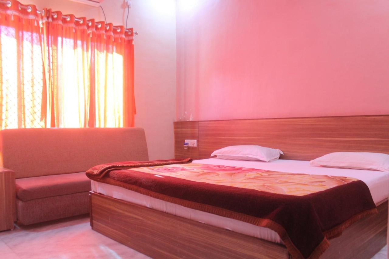 Cozy Room On Neelkanth Road Monte Abu Exterior foto